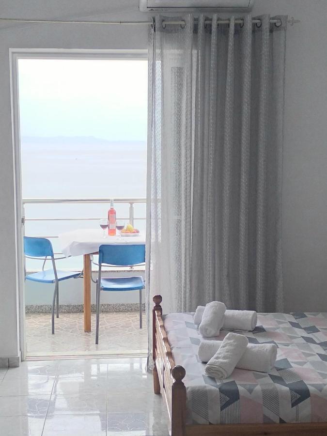 Nadim Rooms Himare Exterior foto