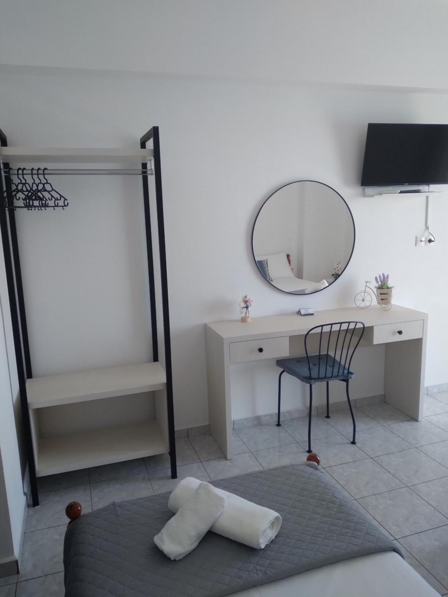 Nadim Rooms Himare Exterior foto