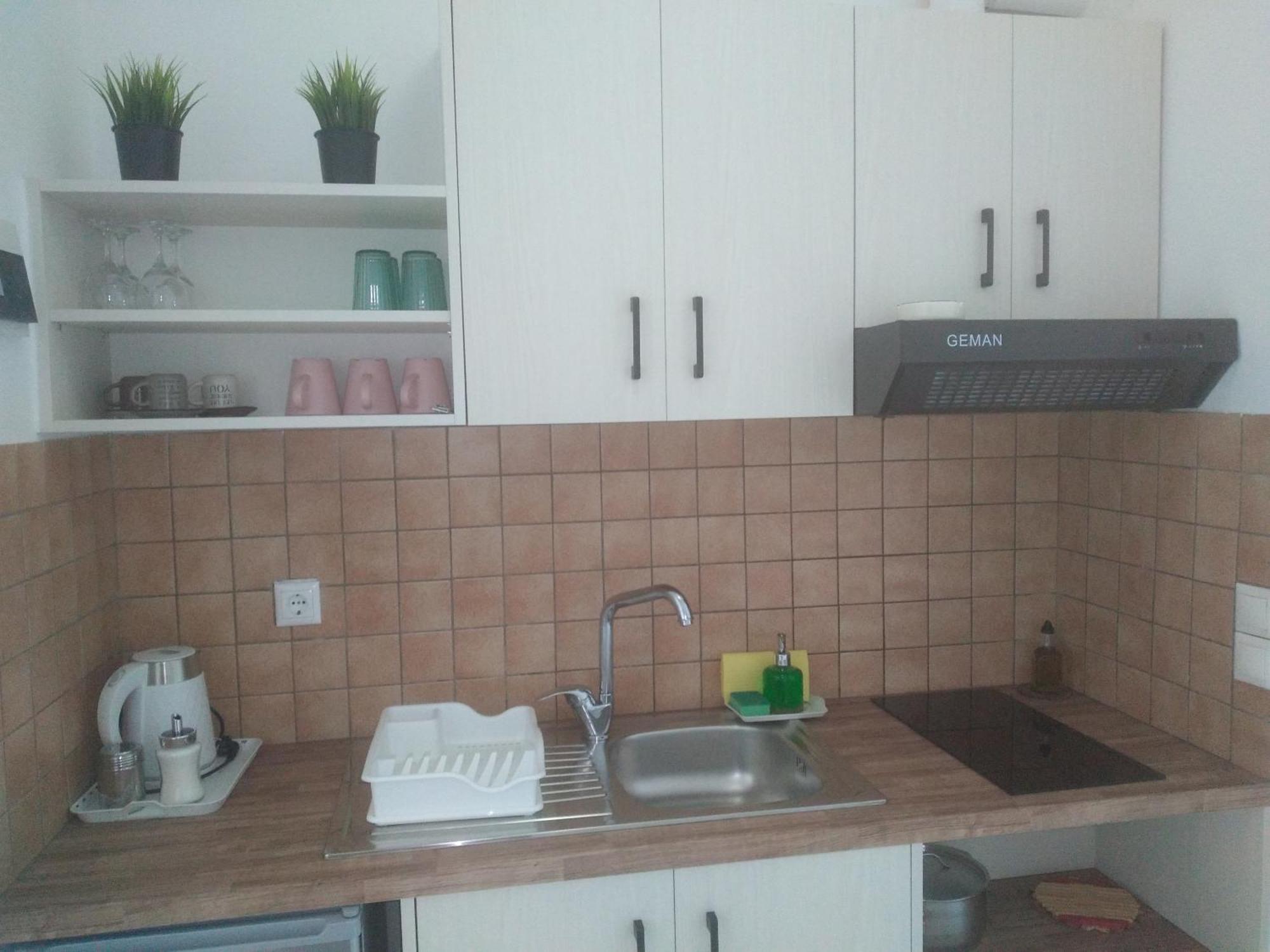 Nadim Rooms Himare Exterior foto